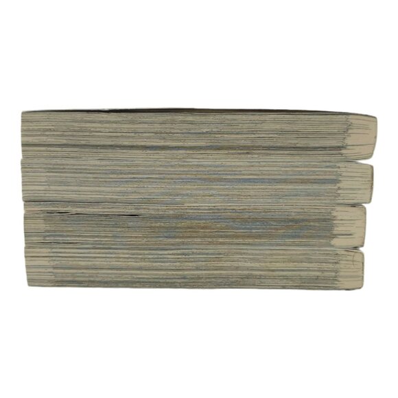 The Promised Neverland 4 Volumes Manga Paperback Books Kaiu Shirai Posuka Demizu - Picture 9 of 14